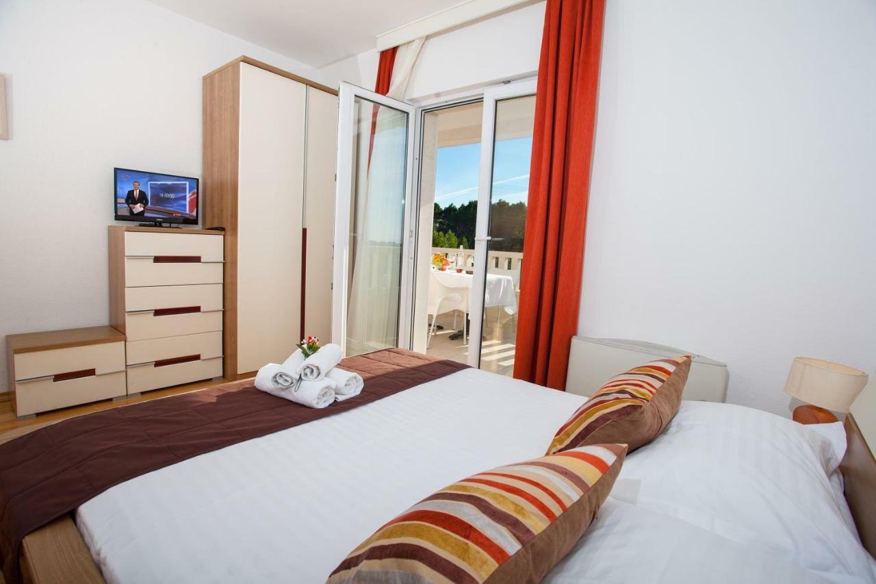 Villa Luce Mit Pool Makarska Dış mekan fotoğraf